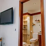 Acogedor Adosado Con Piscina *