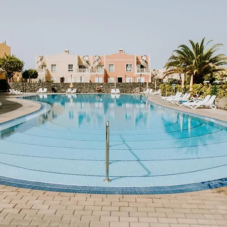 Acogedor Adosado Con Piscina Palm-mar