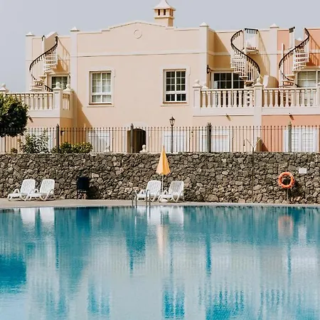 Casa de Férias Acogedor Adosado Con Piscina