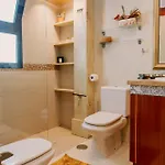 Acogedor Adosado Con Piscina