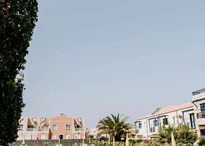 Сasa de vacaciones Acogedor Adosado Con Piscina